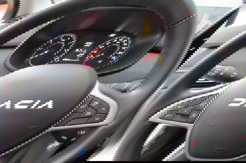 Dacia Sandero usata a Milano (9)