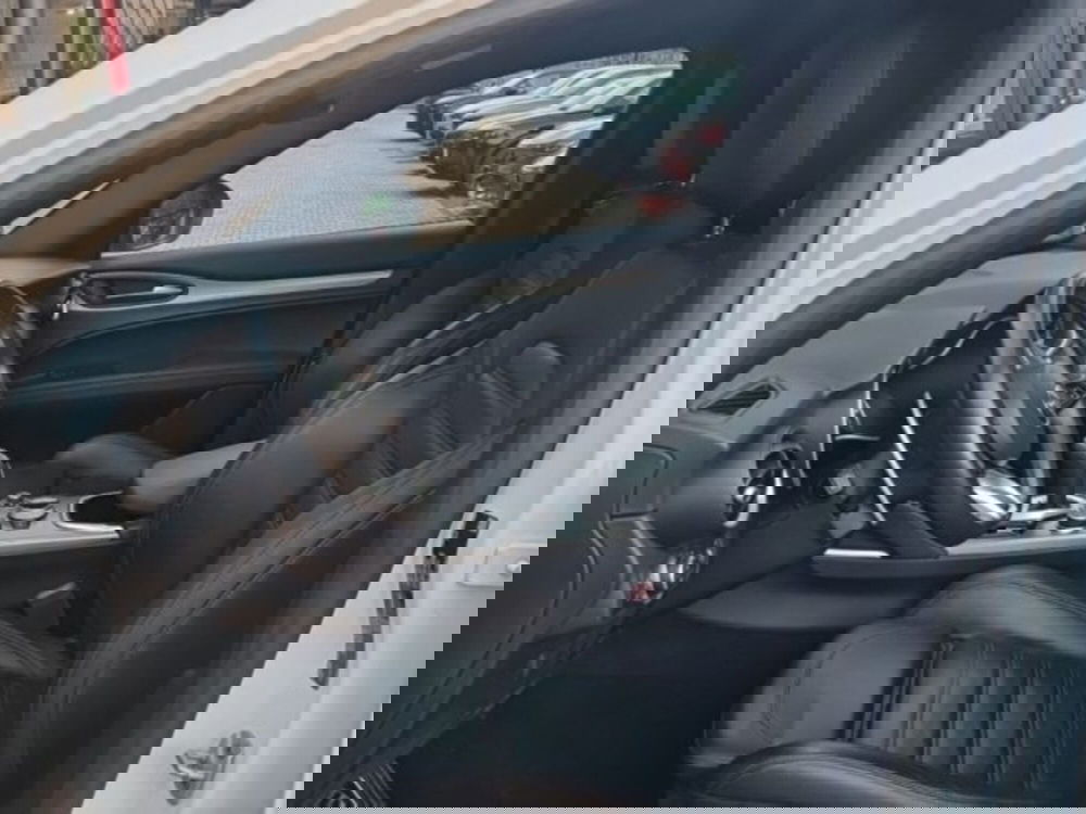 Alfa Romeo Stelvio usata a Monza e Brianza (11)
