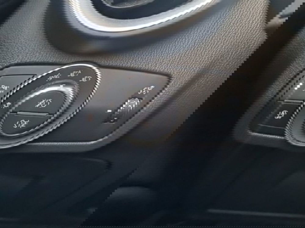 Alfa Romeo Stelvio usata a Monza e Brianza (20)