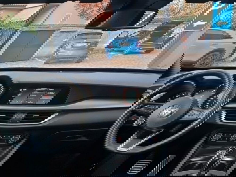 Alfa Romeo Stelvio usata a Monza e Brianza (8)