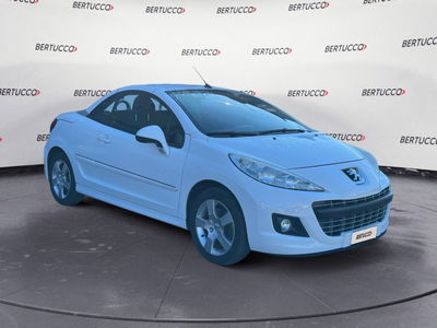 Peugeot 207 Cabrio VTi 120CV CC Sweet Years del 2011 usata a Verona
