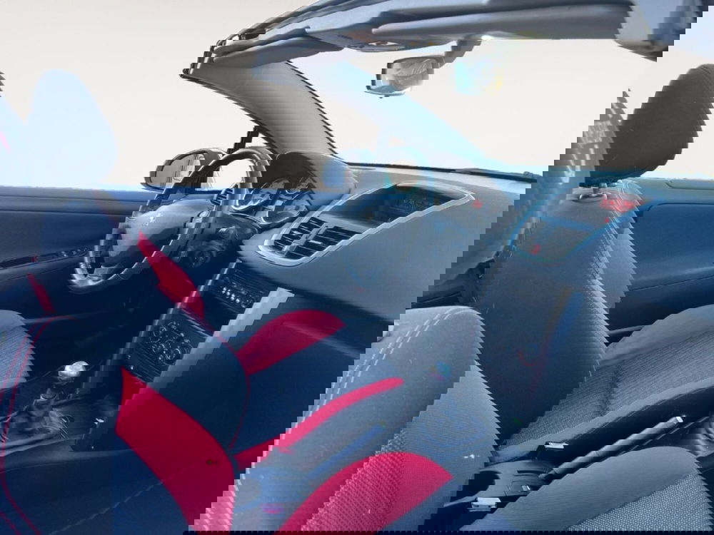 Peugeot 207 Cabrio usata a Verona (8)