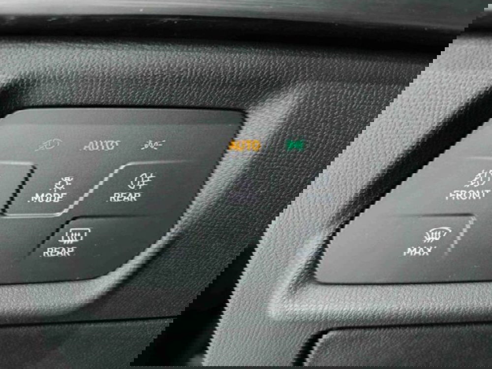 Cupra Formentor usata a Catania (18)