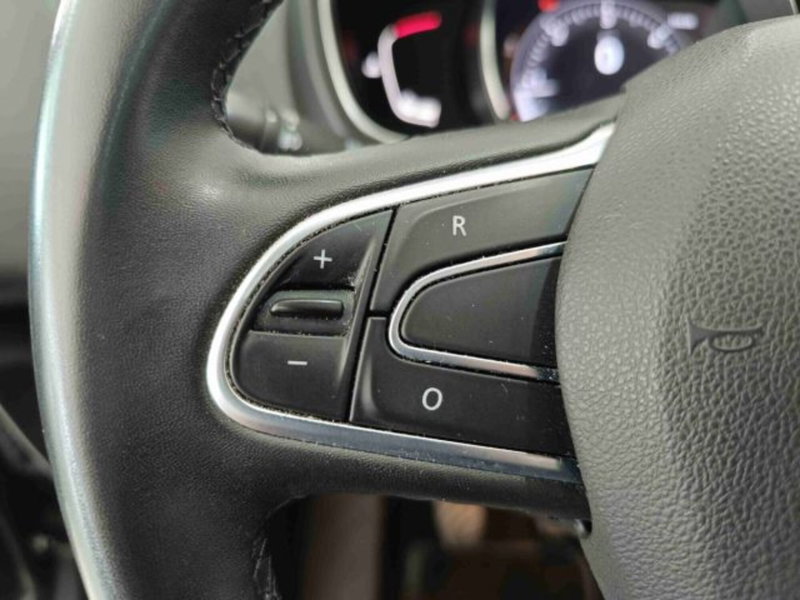 Renault Grand Scénic usata a Catania (19)