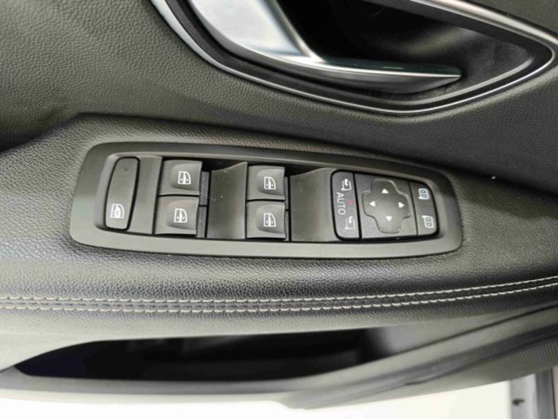 Renault Grand Scénic usata a Catania (20)