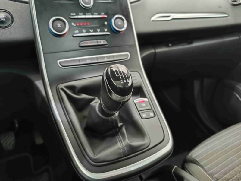 Renault Grand Scénic usata a Catania (8)