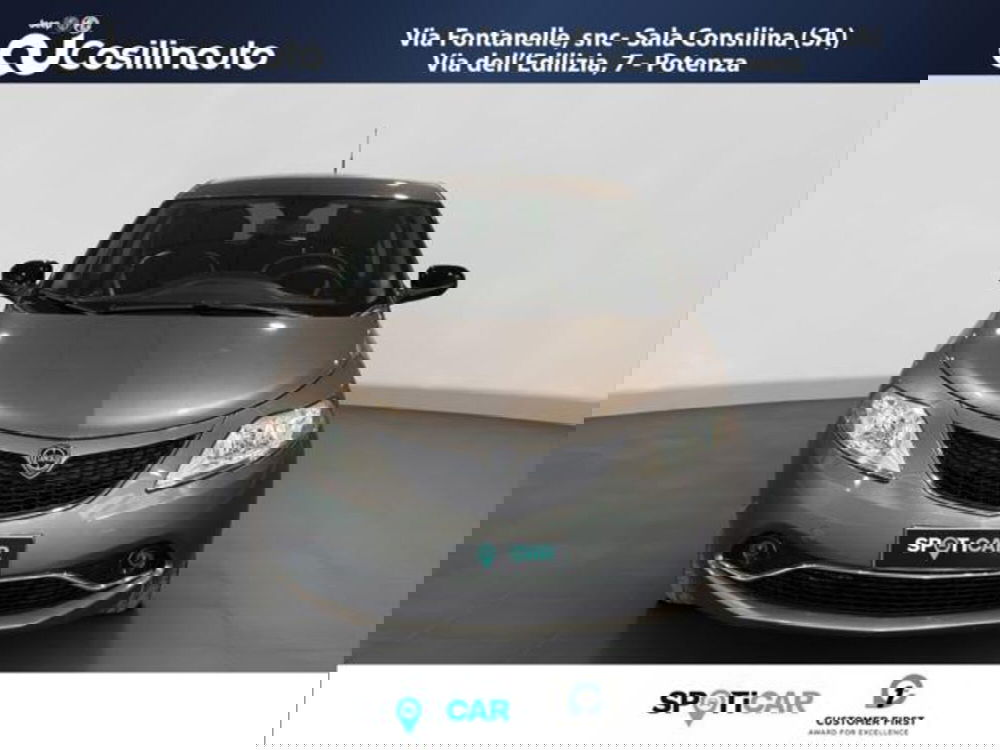 Lancia Ypsilon usata a Salerno (8)