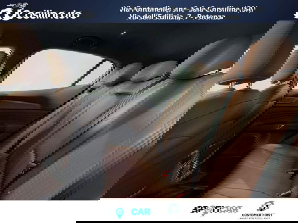 Maserati Grecale usata a Salerno (10)