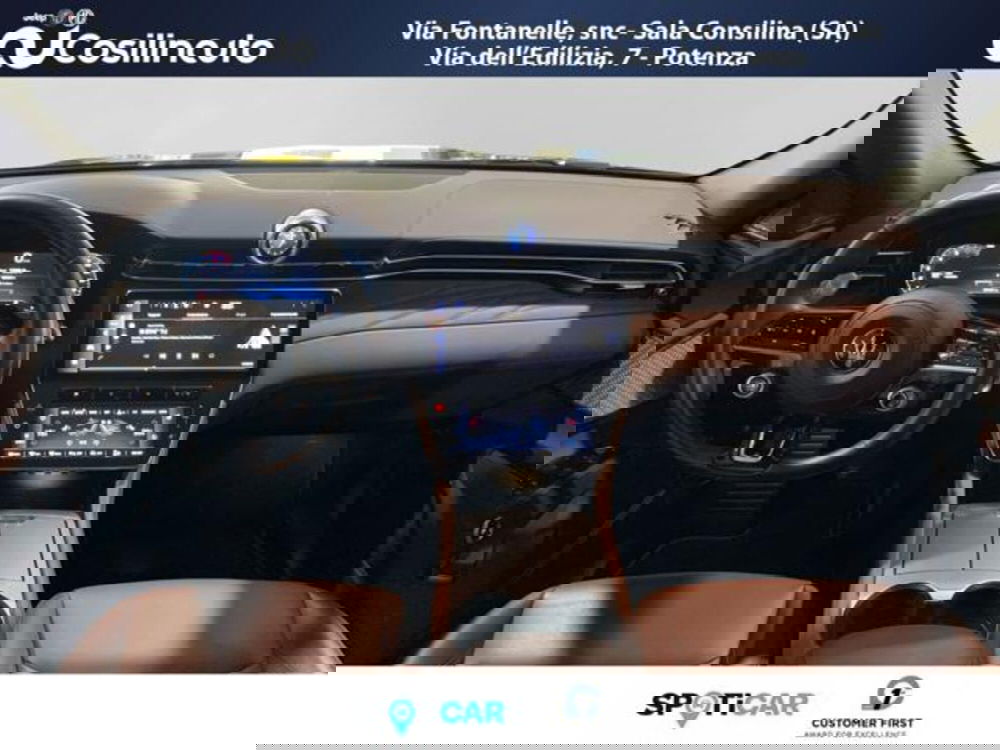 Maserati Grecale usata a Salerno (11)