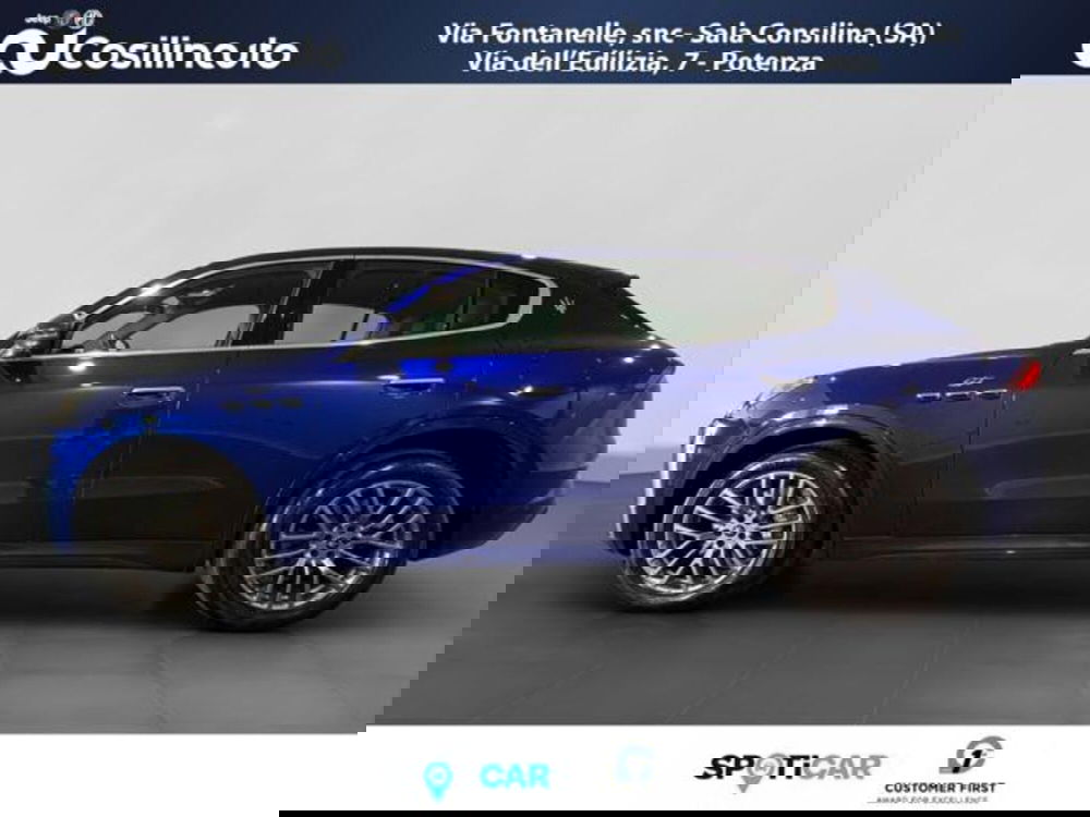 Maserati Grecale usata a Salerno (2)