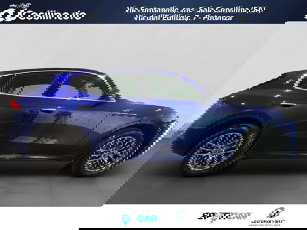 Maserati Grecale usata a Salerno (6)