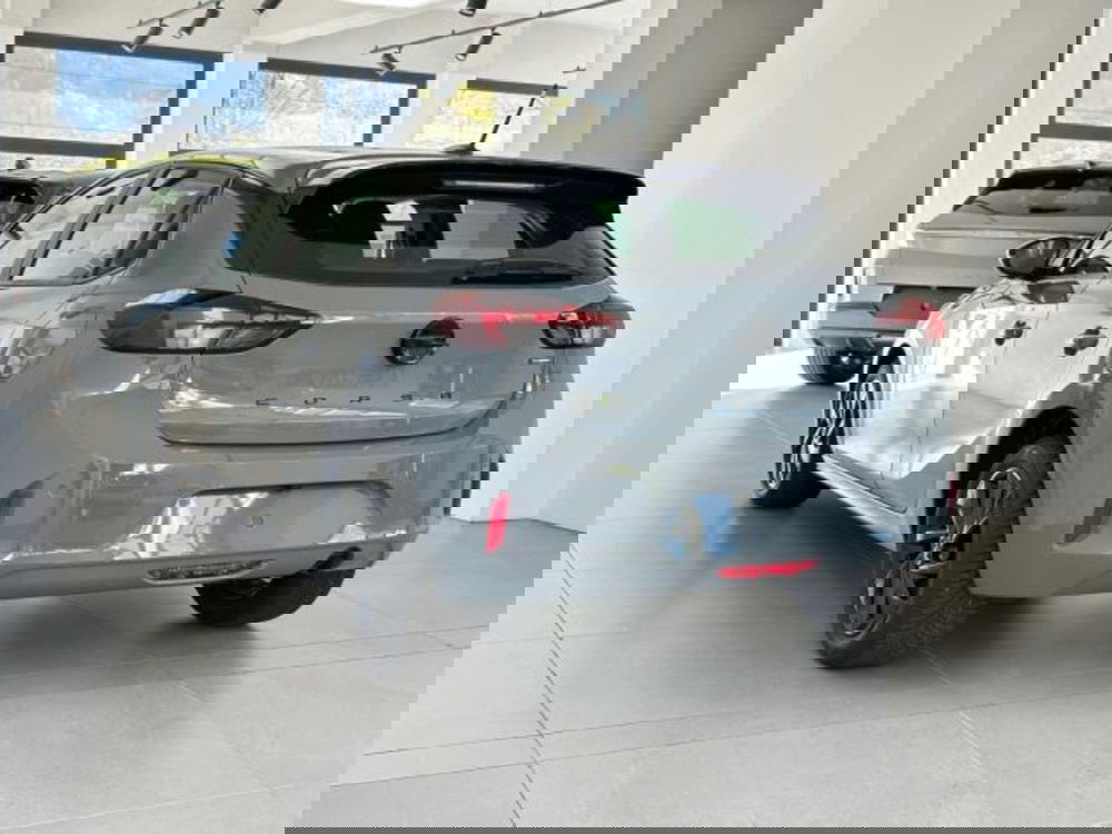 Opel Corsa nuova a Sondrio (3)