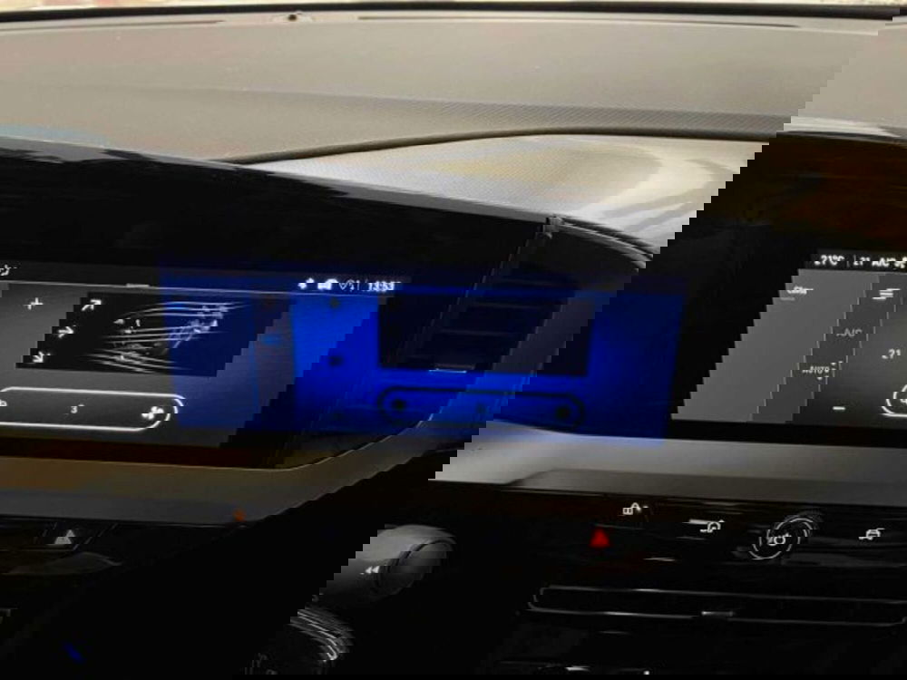 Opel Mokka nuova a Sondrio (18)