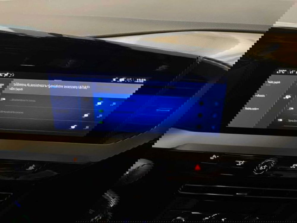 Opel Mokka nuova a Sondrio (19)