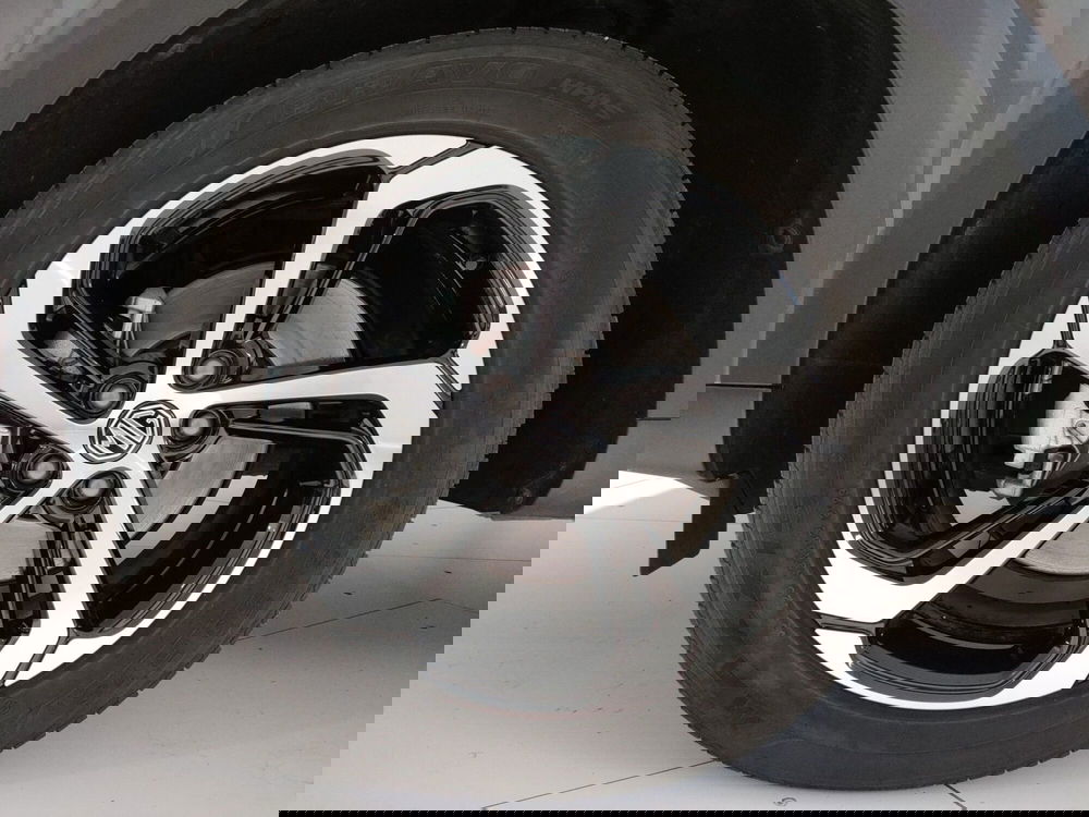 Mg HS usata a L'Aquila (7)