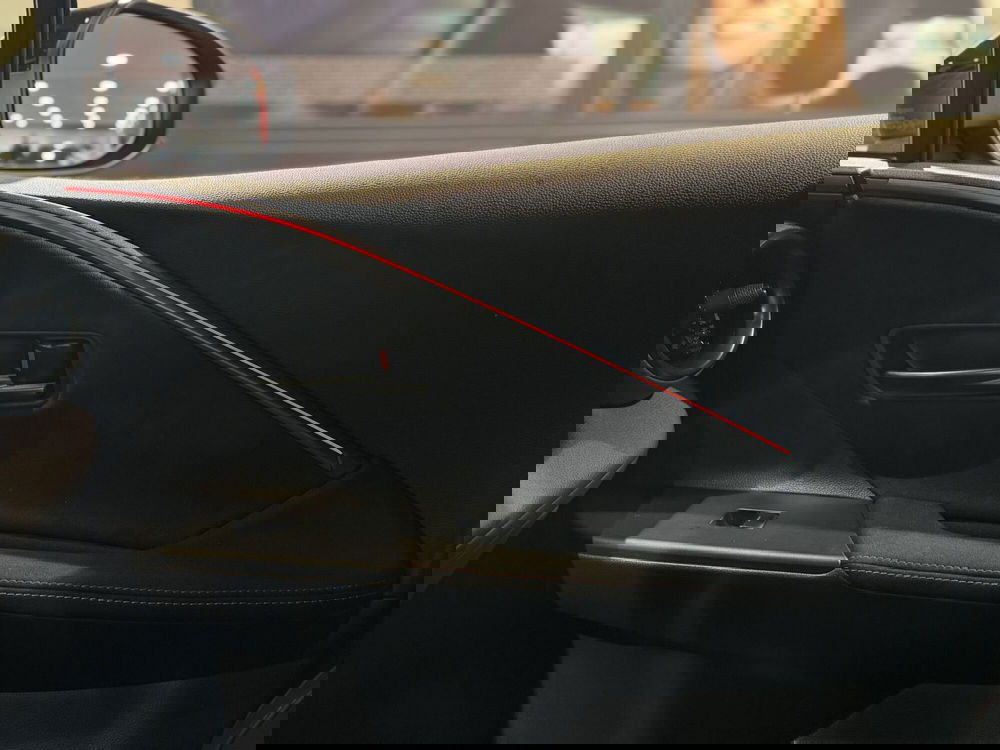 Toyota Toyota C-HR usata a Brescia (13)