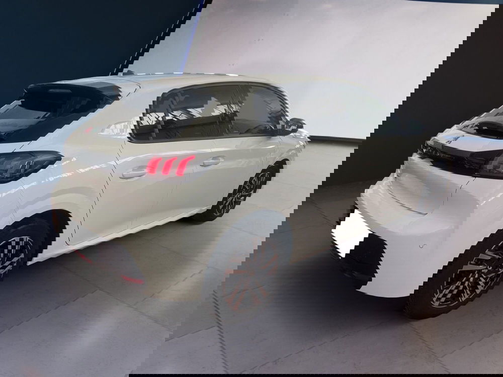 Peugeot 208 usata a Torino (4)