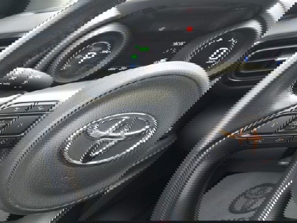 Toyota Yaris Cross usata a Cagliari (13)