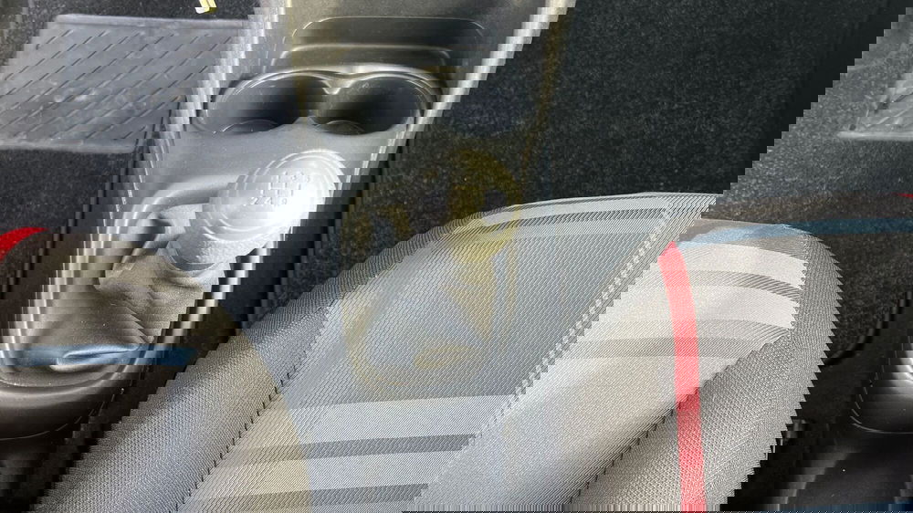 Peugeot 108 usata a Viterbo (12)