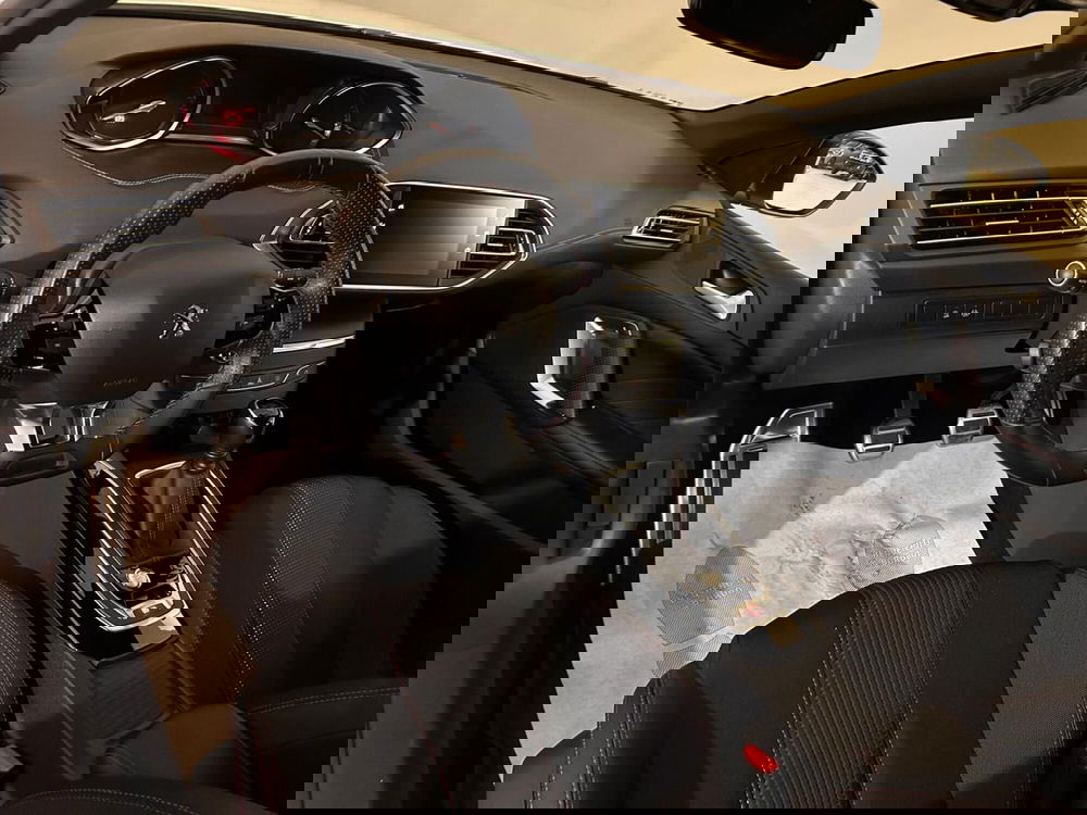 Peugeot 308 usata a Pavia (8)