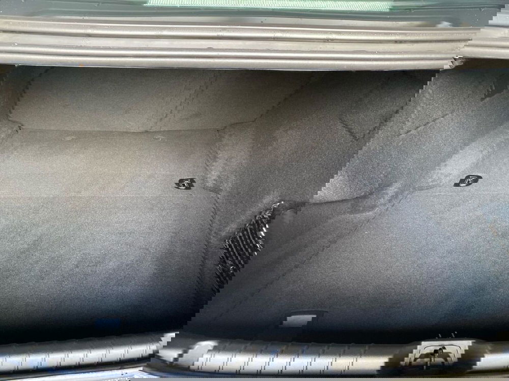 Maserati Ghibli usata a Bergamo (16)