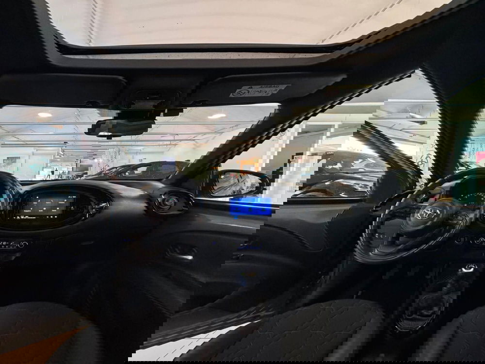 Toyota Aygo X usata a Modena (17)