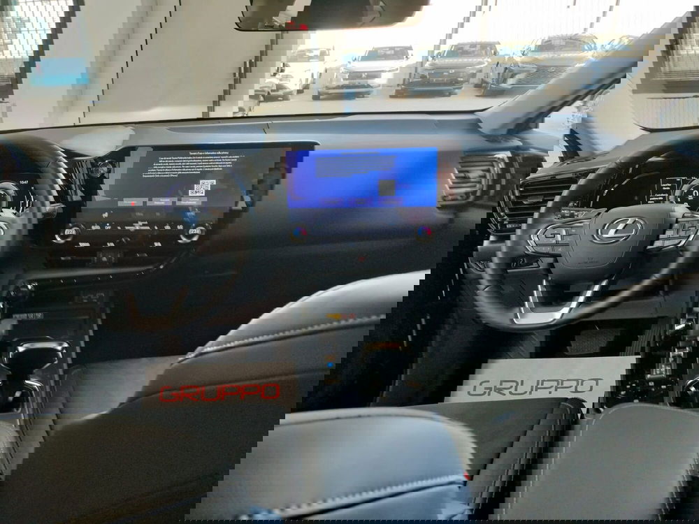 Lexus NX usata a Modena (11)