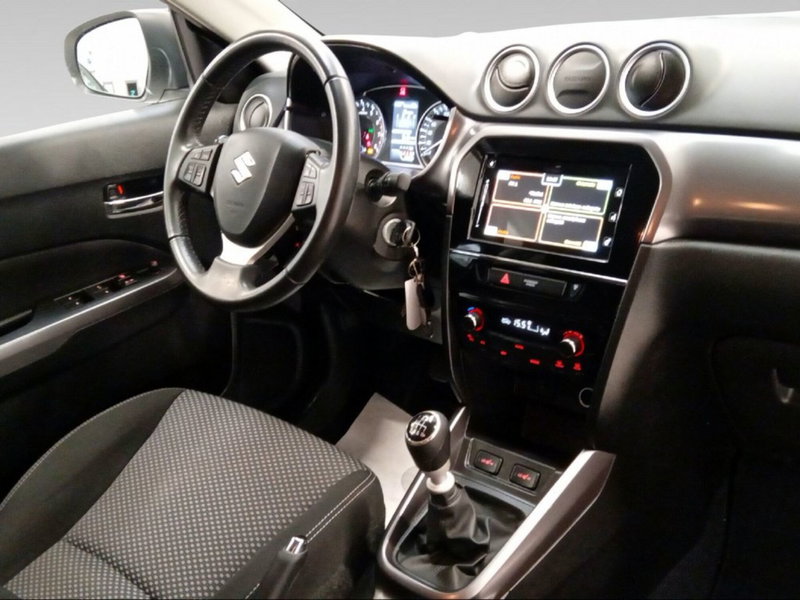 Suzuki Vitara usata a Pisa (12)