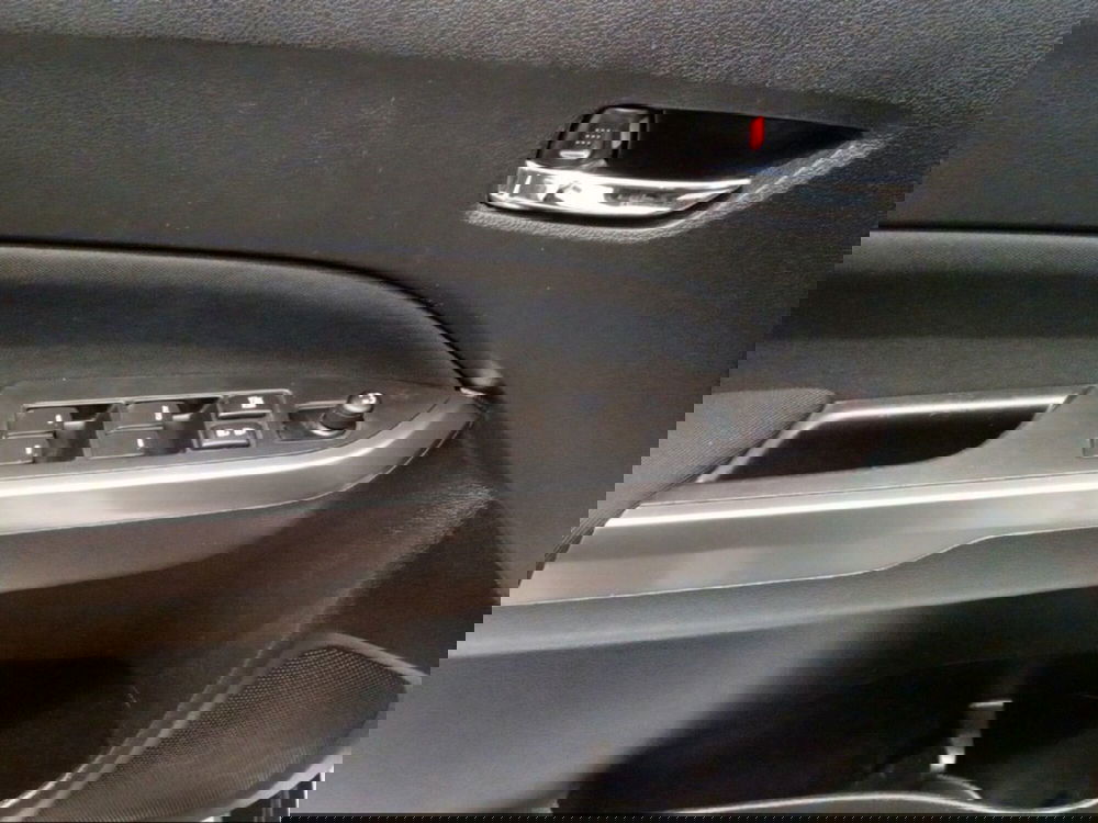 Suzuki Vitara usata a Pisa (17)