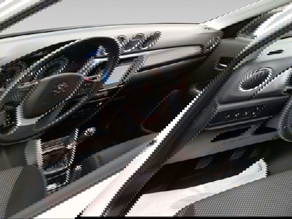 Suzuki Vitara usata a Pisa (9)