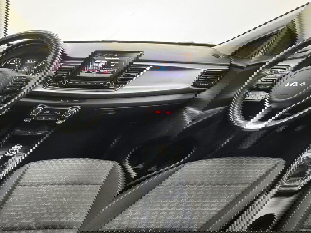 Kia Rio usata a Como (4)