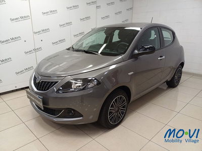 Lancia Ypsilon 1.0 FireFly 5 porte S&amp;S Hybrid Gold Plus del 2023 usata a San Mauro Torinese
