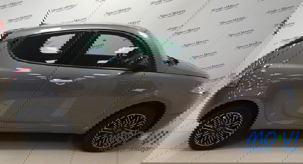 Lancia Ypsilon usata a Torino (2)