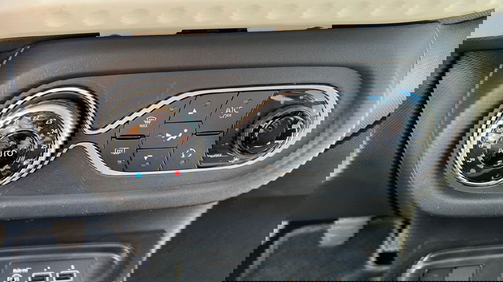 Renault Twingo usata a Parma (18)