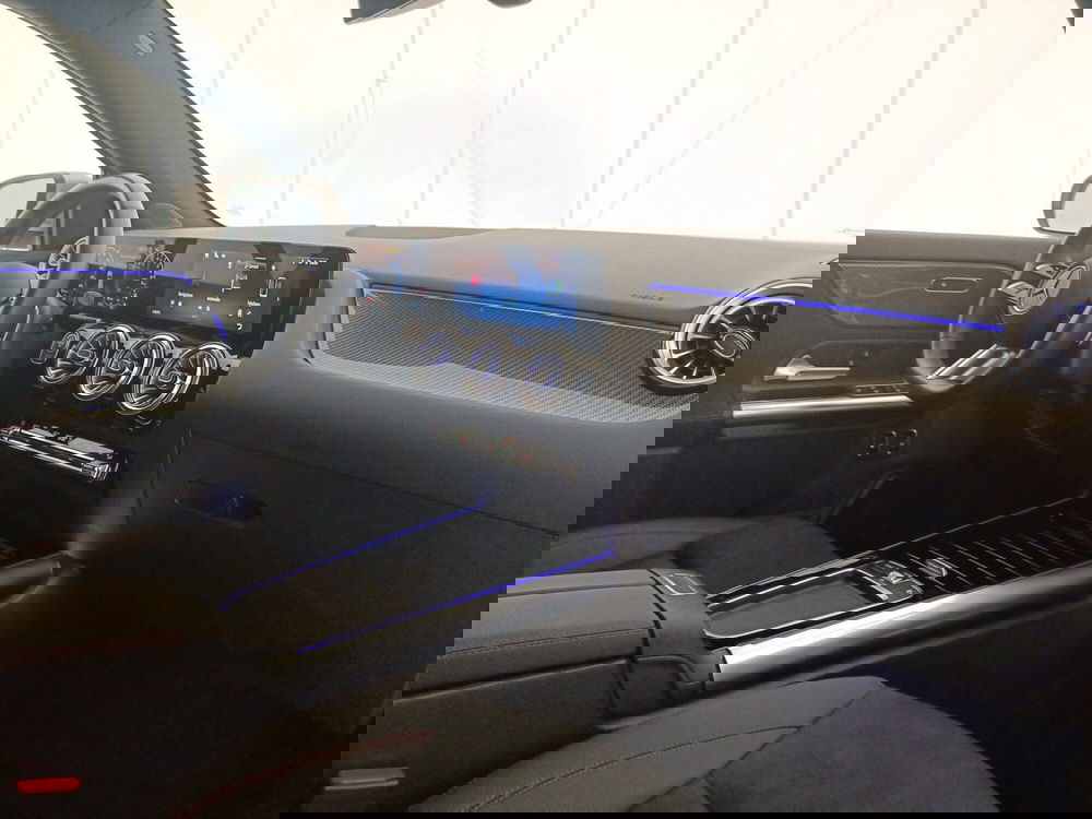 Mercedes-Benz GLA SUV usata a Bari (7)