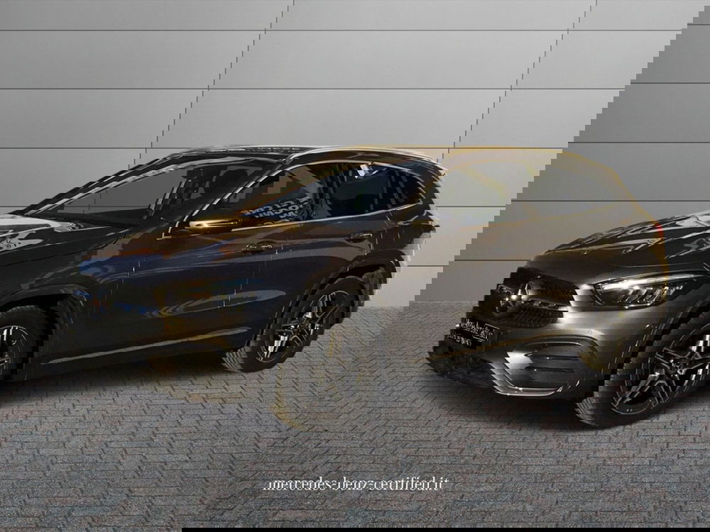 Mercedes-Benz GLA SUV usata a Matera