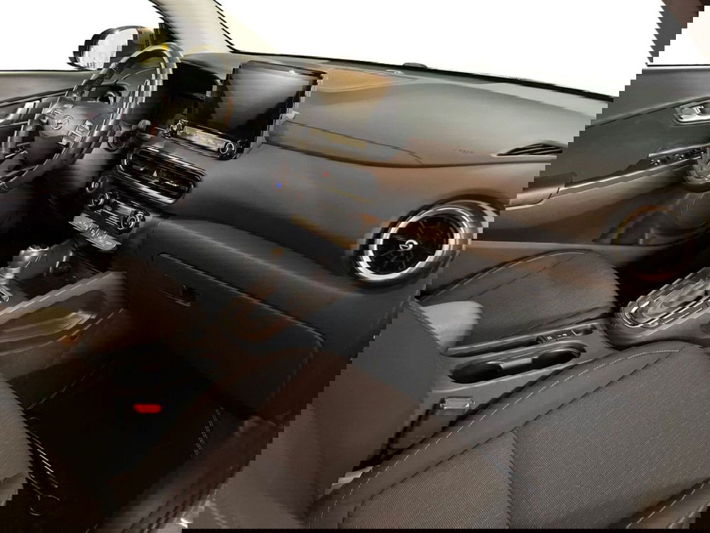 Hyundai Kona usata a Bari (18)