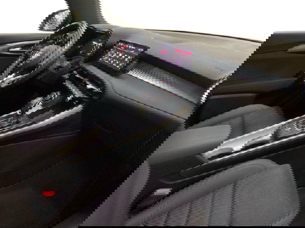 Alfa Romeo Tonale usata a Bari (19)