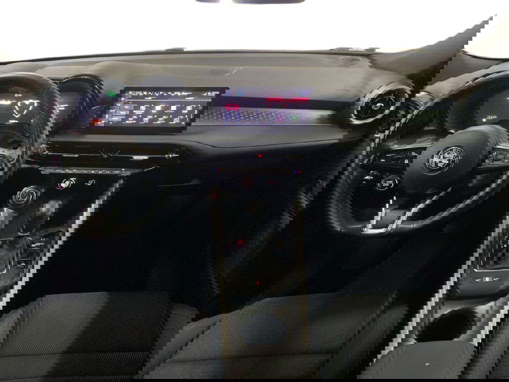 Alfa Romeo Tonale usata a Bari (8)