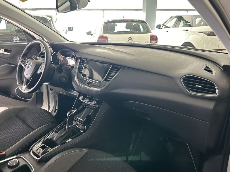 Opel Grandland X usata a Ferrara (12)