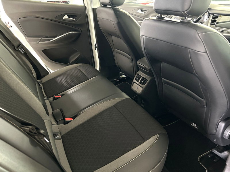 Opel Grandland X usata a Ferrara (13)