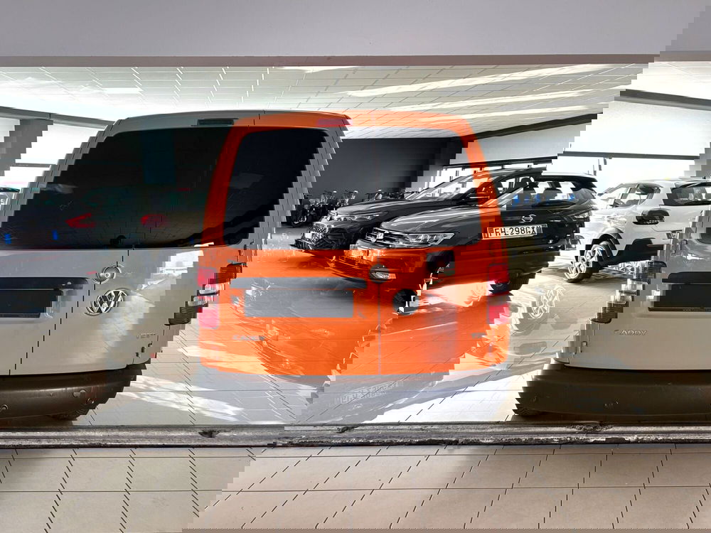 Volkswagen Caddy usata a Ferrara (5)