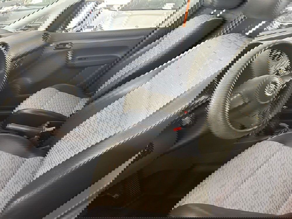 Volkswagen Caddy usata a Ferrara (8)