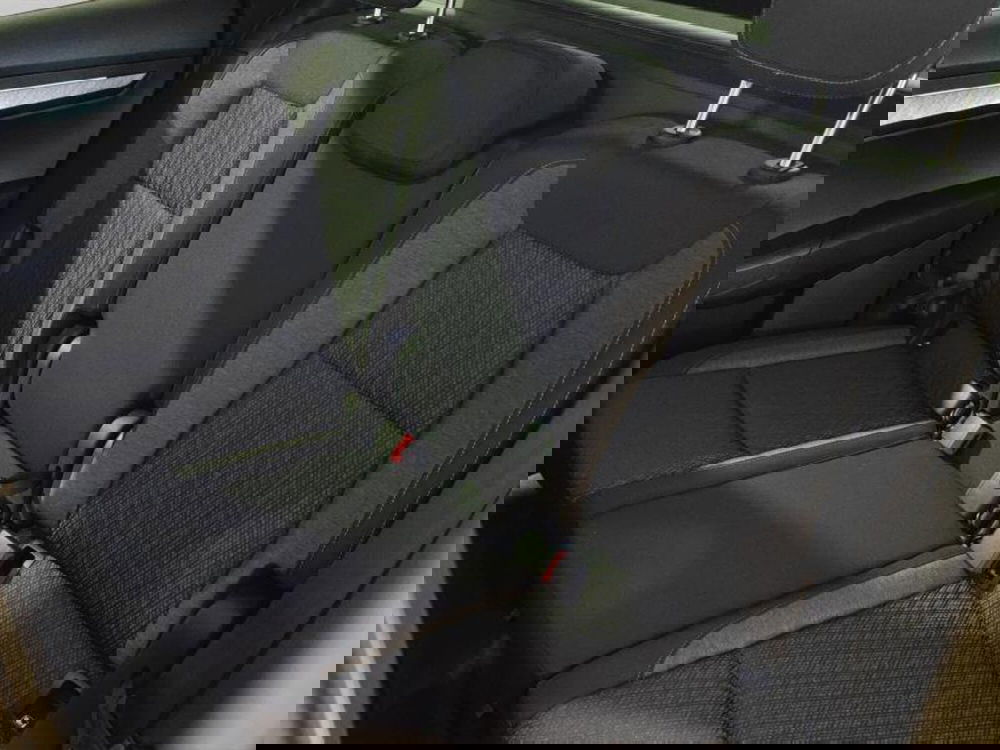 Skoda Karoq usata a Genova (10)