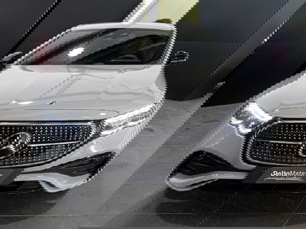 Mercedes-Benz Classe E nuova a Macerata (2)