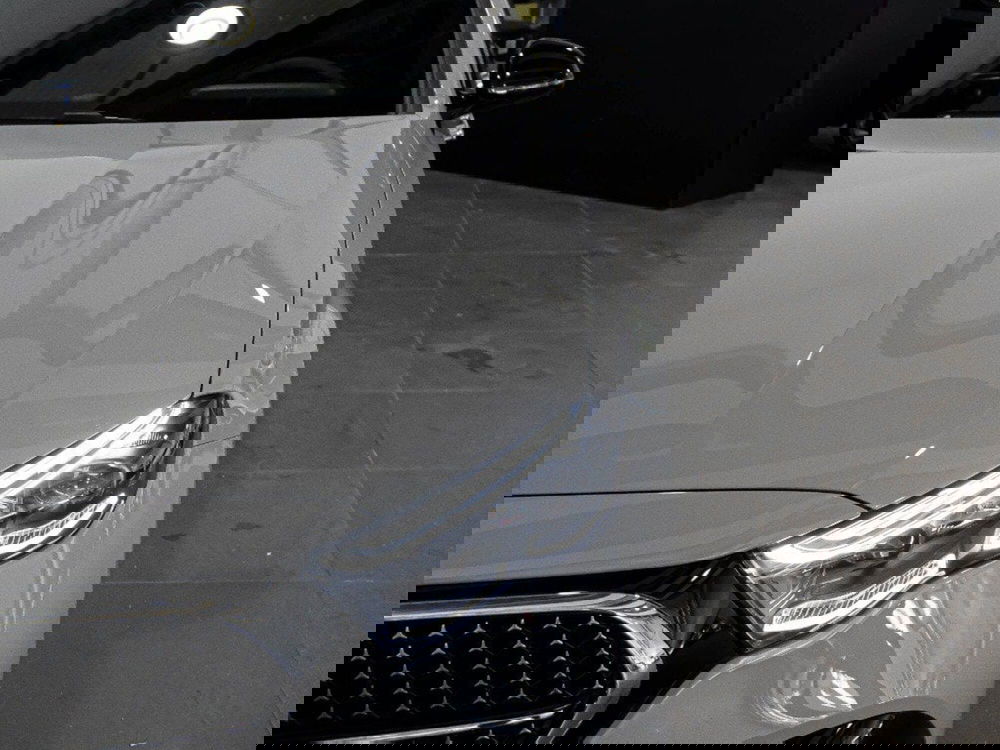 Mercedes-Benz Classe E nuova a Macerata (3)