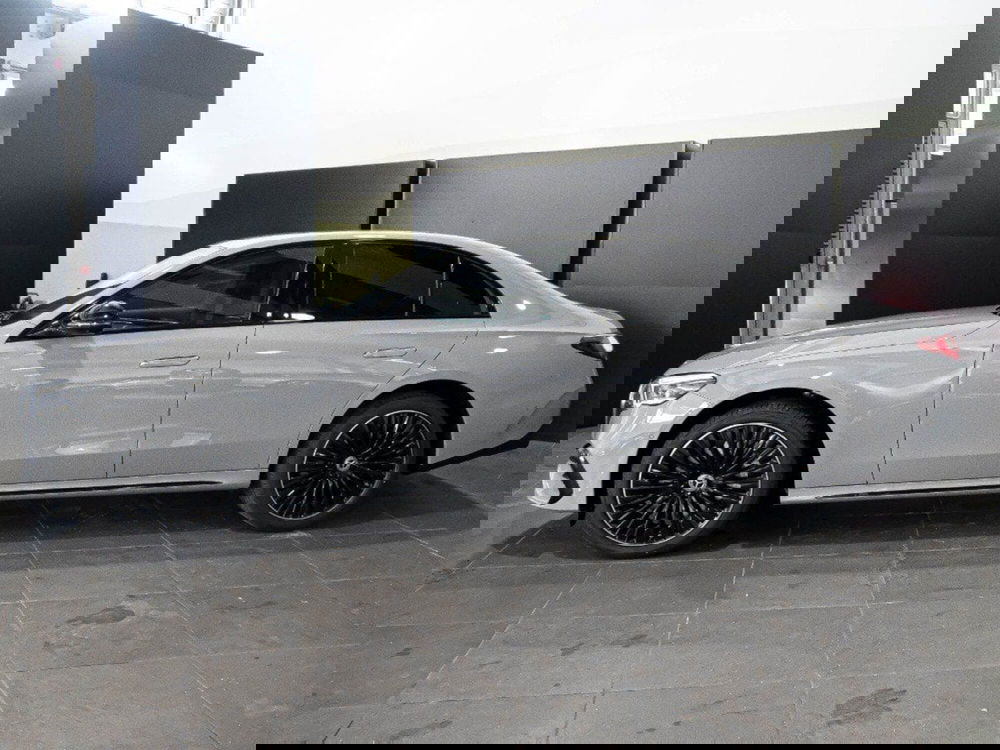 Mercedes-Benz Classe E nuova a Macerata (5)