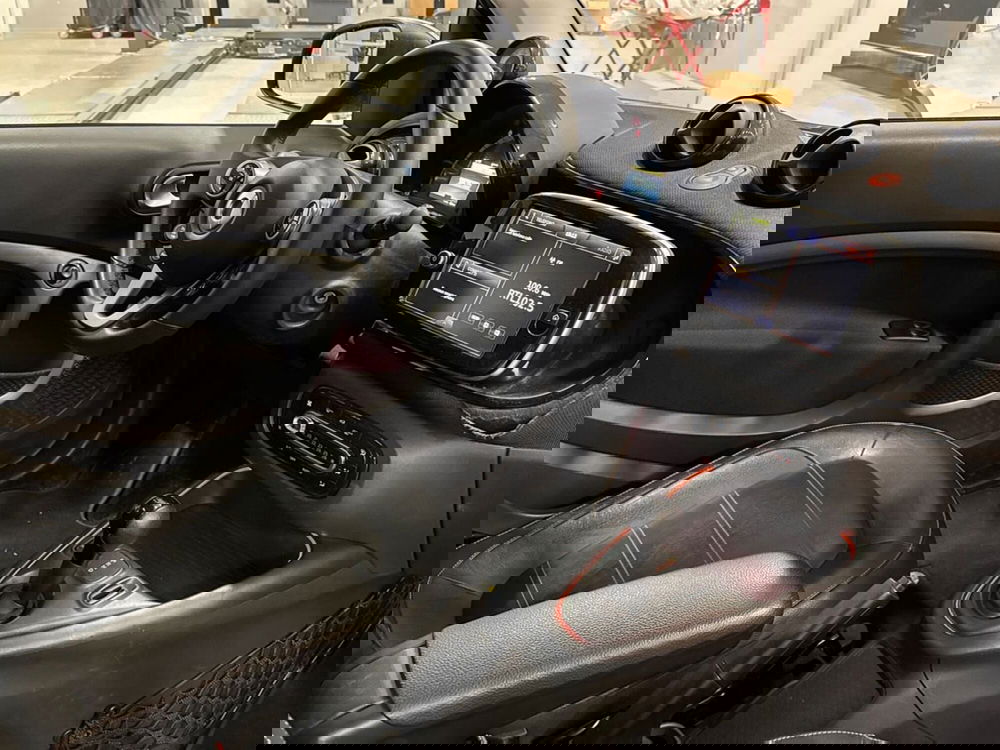 smart Fortwo usata a Rimini (12)