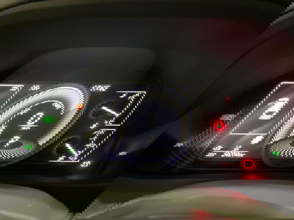 Lexus UX usata a Macerata (9)