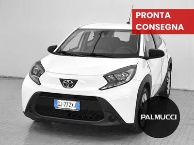 Toyota Aygo X 1.0 VVT-i 72 CV 5p. Undercover S-CVT del 2022 usata a Prato